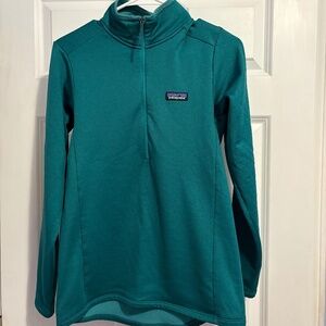 Patagonia R1 daily zip neck size medium green